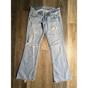 American Eagle Favorite Boyfriend Jeans Womens 6 Light Blue Good Distressed Leg
